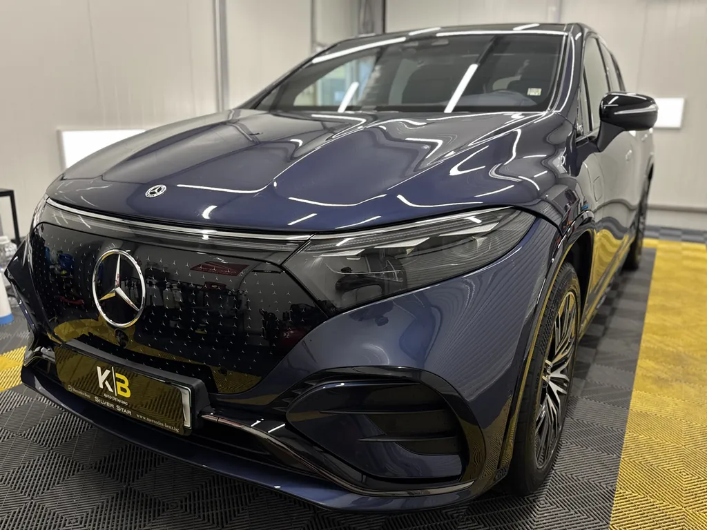 Mercedes EQS